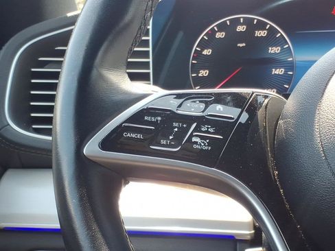 Used 2025 Mercedes-Benz GLS 450 4MATIC image 27