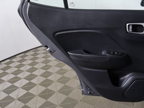 Certified 2024 Hyundai Venue SEL FWD image 22
