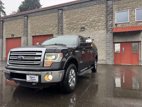 Used 2013 Ford F150 Lariat w/ Luxury Equipment Group image 4
