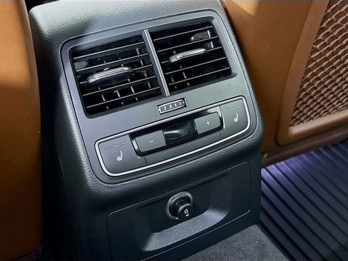 Used 2018 Audi A4 2.0T Premium Plus image 27