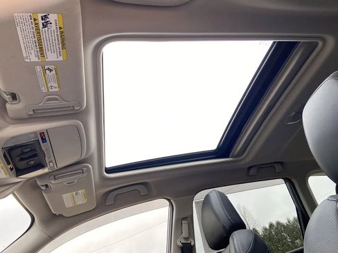 Used 2021 Subaru Forester Limited image 15