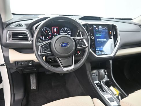 Used 2023 Subaru Ascent Limited w/ Technology Package image 16