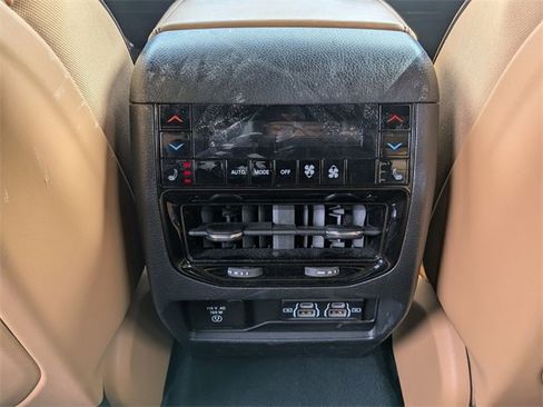 Used 2023 Jeep Grand Cherokee Summit w/ Advanced Protech Group IV image 31