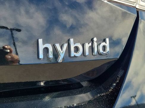 Certified 2023 Hyundai Elantra Limited FWD image 29