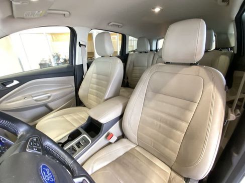 Used 2018 Ford Escape SEL w/ Ford Safe & Smart Package image 14