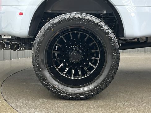 Used 2026 Ford F450 Platinum image 12