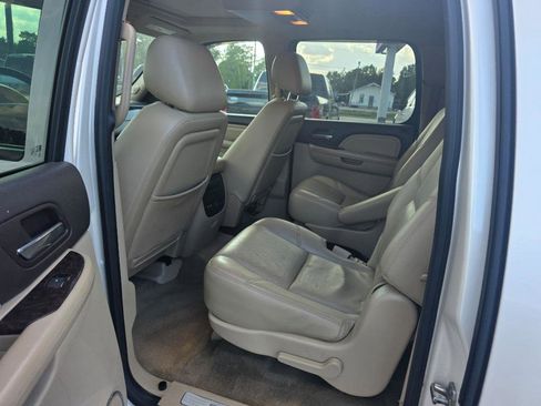 Used 2012 GMC Yukon XL Denali RWD image 8