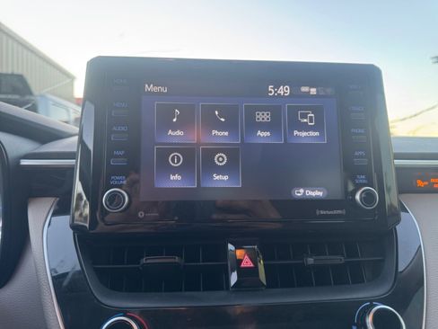 Used 2022 Toyota Corolla LE image 20