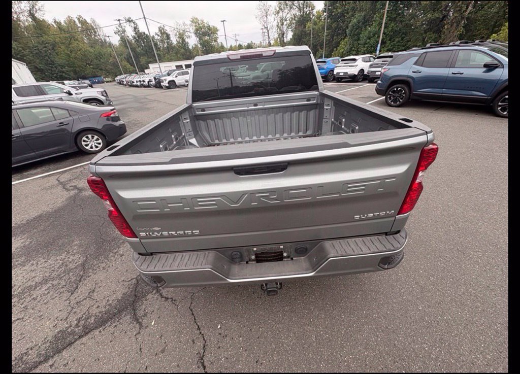 Used 2024 Chevrolet Silverado 1500 Custom AWD/4WD image 25