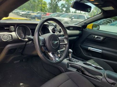 Used 2016 Ford Mustang Coupe w/ Equipment Group 051A RWD image 11