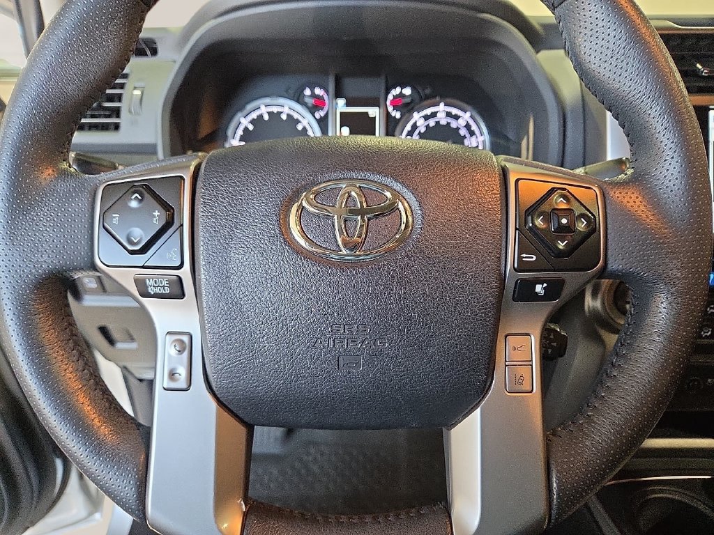 Certified 2022 Toyota 4Runner Limited AWD/4WD image 25