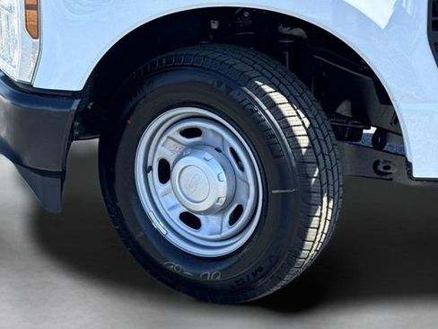 New 2026 Ford F250 XL w/ 360-Degree Camera Package RWD image 45