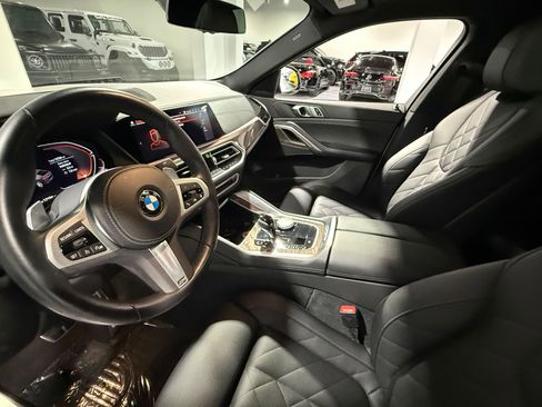 Used 2023 BMW X6 xDrive40i w/ M Sport Package AWD/4WD image 31