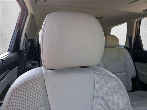 Used 2021 Kia Telluride EX w/ EX Premium Package FWD image 14