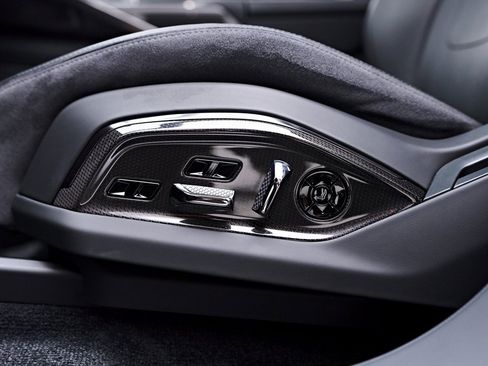 Used 2025 Lotus Eletre image 59