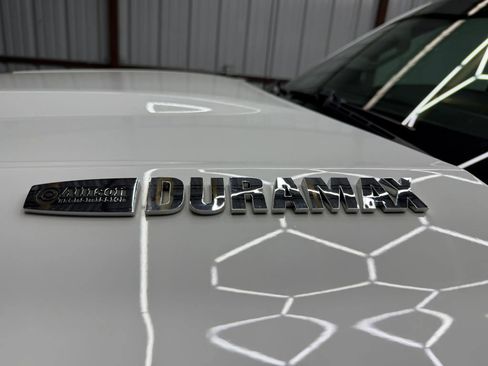 Used 2018 Chevrolet Silverado 3500 W/T w/ WT Convenience Package image 5