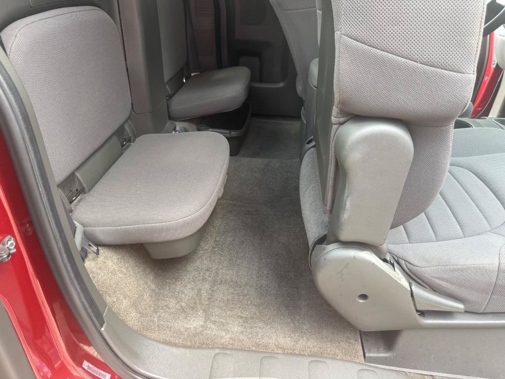 Used 2013 Nissan Frontier S w/ S Preferred Pkg RWD image 32