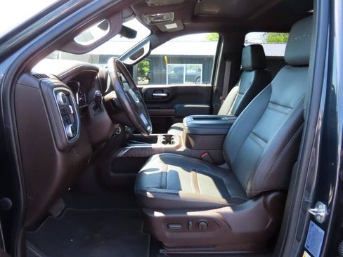 Used 2021 GMC Sierra 3500 Denali w/ Denali Ultimate Package AWD/4WD image 31