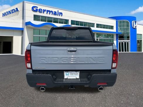 New 2026 Honda Ridgeline Black Edition image 4