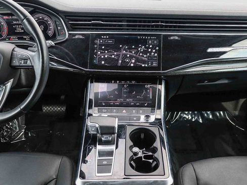 Used 2024 Audi Q7 2.0T Premium Plus image 12