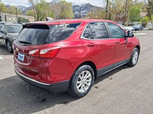 Used 2021 Chevrolet Equinox LT AWD/4WD image 3