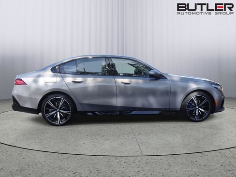New 2027 BMW 530i w/ M Sport Package RWD image 8