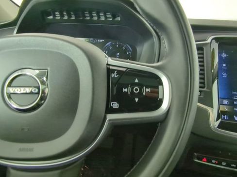 Used 2019 Volvo XC90 T5 Momentum w/ Multimedia Package image 29