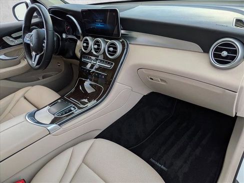 Used 2022 Mercedes-Benz GLC 300 image 20