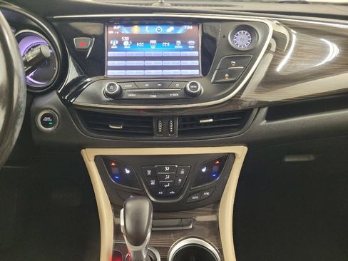 Used 2019 Buick Envision Essence FWD image 25