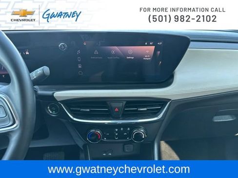 Used 2025 Buick Encore GX Preferred w/ Comfort Package FWD image 17