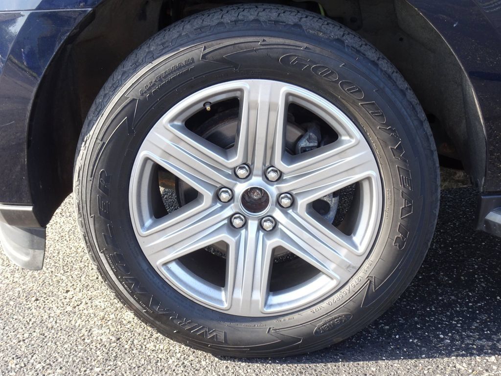 Used 2021 Ford Expedition XLT AWD/4WD image 29