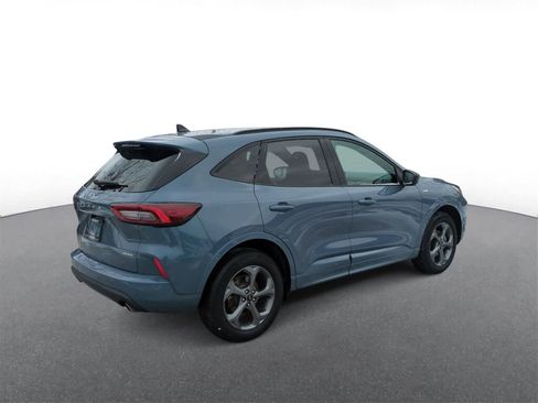 Used 2023 Ford Escape ST-Line w/ Tech Pack #1 image 8
