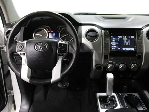 Used 2016 Toyota Tundra SR5 w/ SR5 Upgrade Package image 2