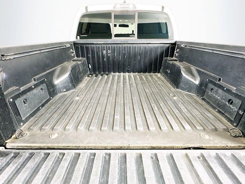 Used 2016 Toyota Tacoma SR image 26