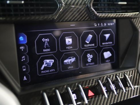 Used 2019 Lamborghini Urus AWD/4WD image 28