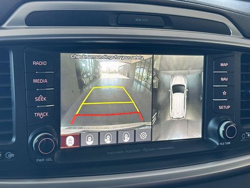 Used 2019 Kia Sorento SX AWD/4WD image 21