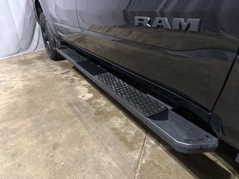 Used 2019 RAM 1500 Big Horn AWD/4WD image 22