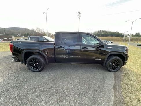 New 2026 GMC Sierra 1500 Elevation image 8