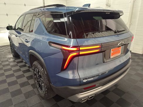Used 2025 Chevrolet Traverse Z71 w/ Enhanced Driving Package AWD/4WD image 8