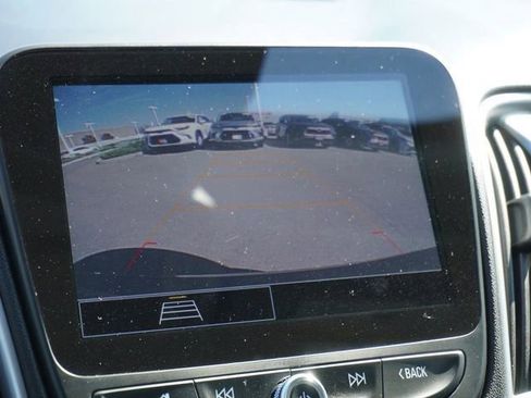 Used 2022 Chevrolet Malibu LS w/ Driver Confidence Package II image 22