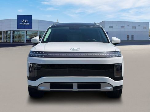 New 2026 Hyundai Ioniq 9 Limited AWD/4WD image 12