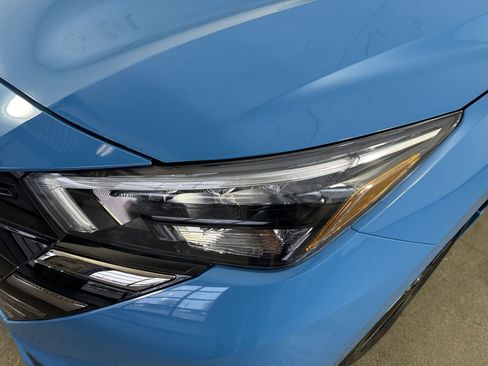 Certified 2025 Nissan Versa SR w/ Trunk Package image 30