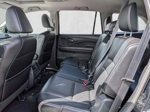 Used 2016 Honda Pilot Touring image 26