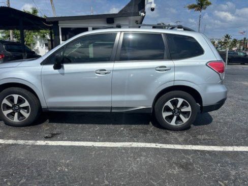 Used 2017 Subaru Forester 2.5i w/ Alloy Wheel Package image 2