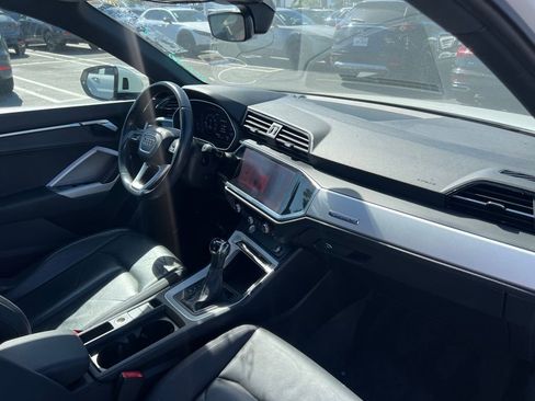 Used 2020 Audi Q3 2.0T Premium AWD/4WD image 23
