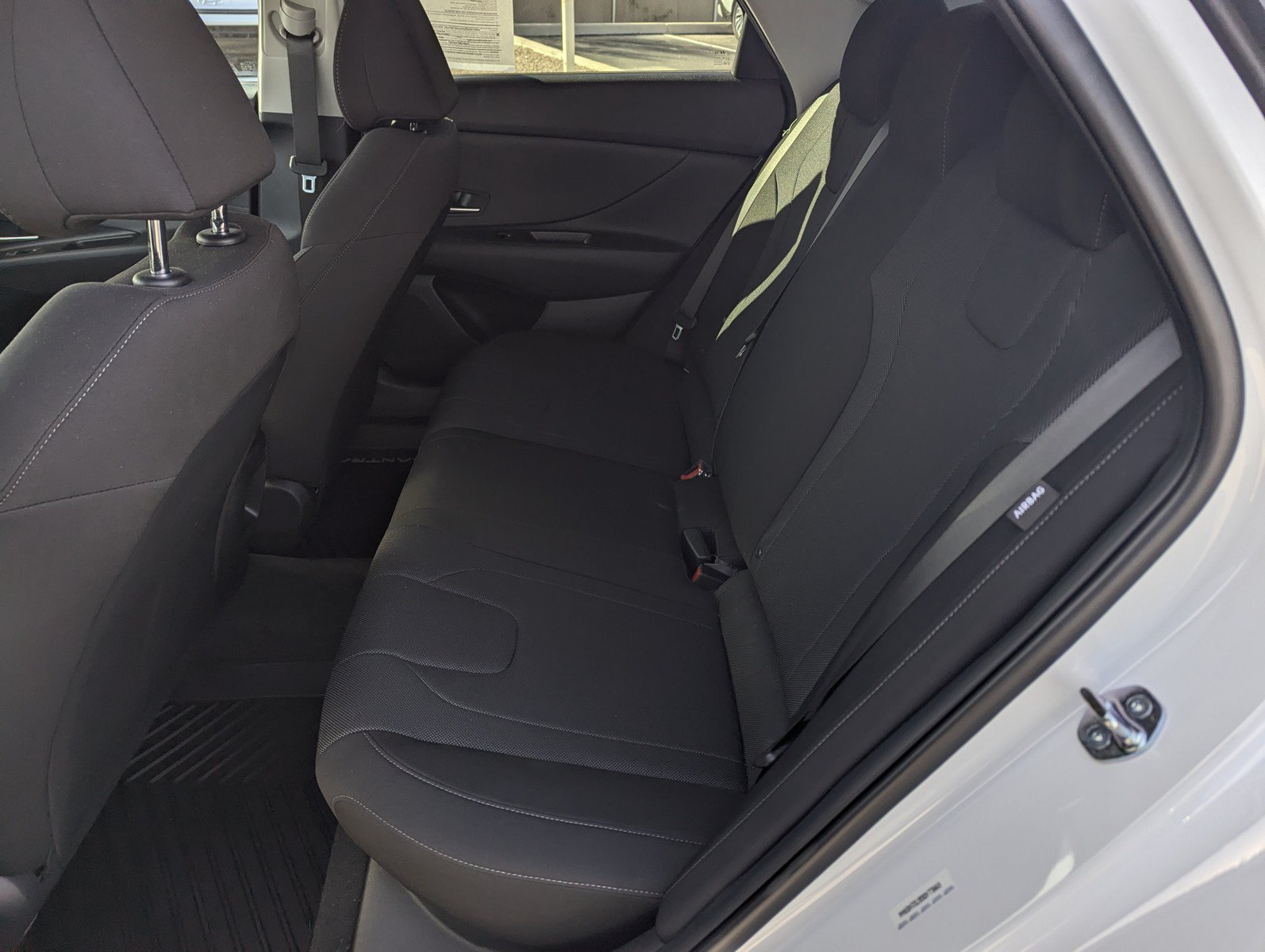 Certified 2026 Hyundai Elantra SE w/ Cargo Package FWD image 8