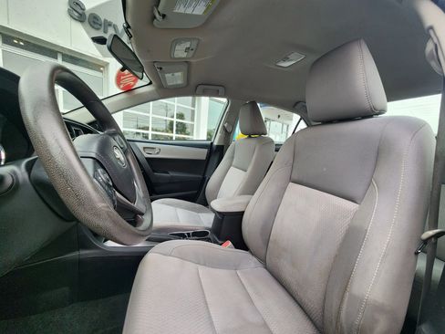 Used 2014 Toyota Corolla LE FWD image 25