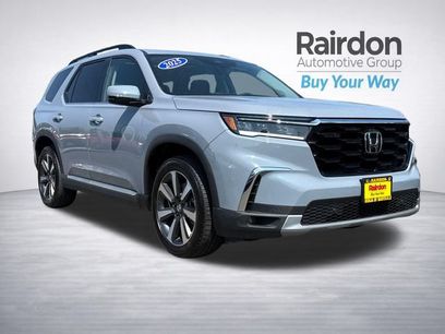 Used 2025 Honda Pilot Touring