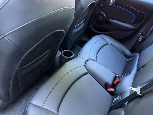 Used 2017 MINI Cooper S image 15