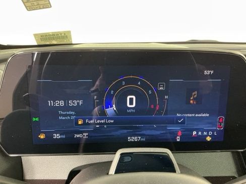 Used 2025 Chevrolet Traverse RS AWD/4WD image 19